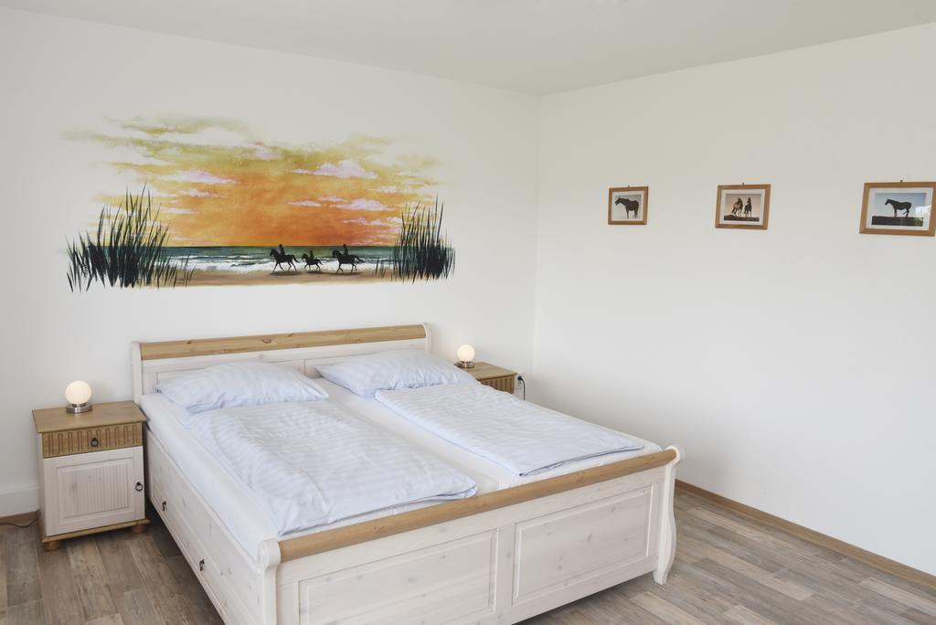 Reiterhof Gruendeich Daire Holtgast Dış mekan fotoğraf